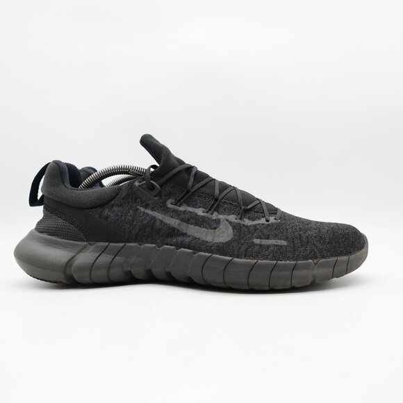 Nike Free Run 5.0 Men's 11.5 Triple Black Athletic Running Sneakers CZ1884-004 - Picture 1 of 9
